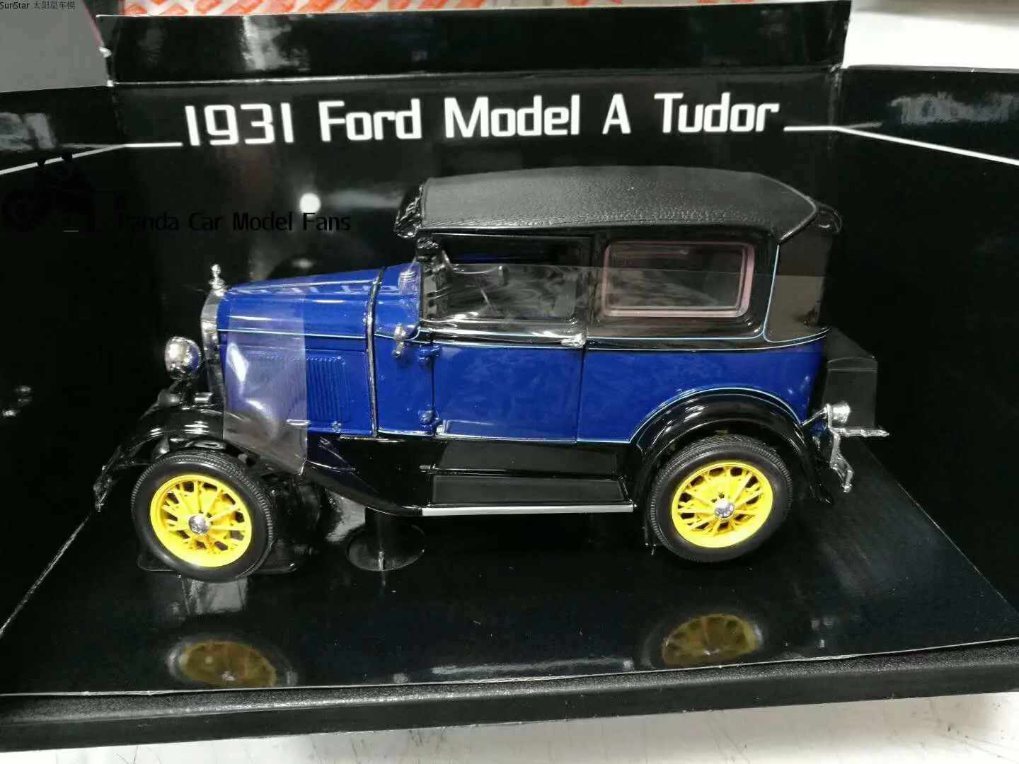 SunStar Replica Car Model 1931 Ford A-Series Classic Car Model No.:6104  Collection Furniture Models Ornaments