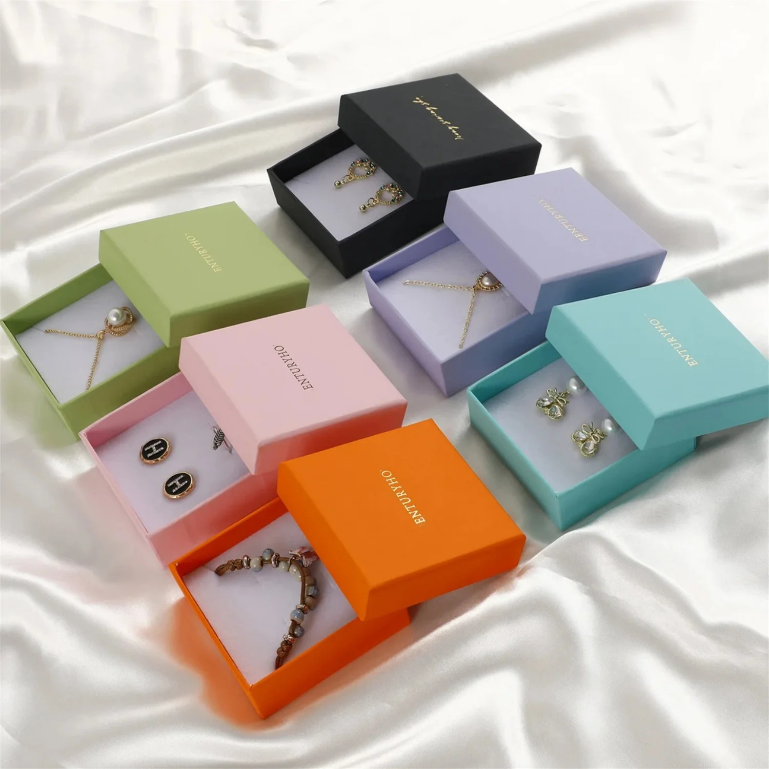 

50pcs Gift Box Carton Multicolor Ring Necklace Box Bracelet Box Jewelry Box With Sponge Pad Custom Personalized Logo Ch