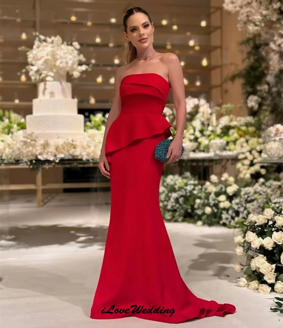 فساتين لحضور الحفلات الموسيقية بدون حمالات حمراء مخصصة 2025 فستان زفاف للنساء الضيوف حورية البحر فساتين سهرة أنيقة سويب تراين فساتين رسمية