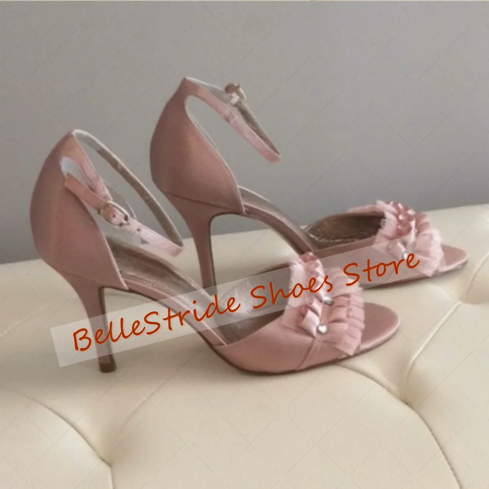 핑크 라운드 토 크리스탈 러플 샌들 버클 스트랩 여성 신발 얇은 하이힐 파티 연회 데이트 2025 여성용 신발