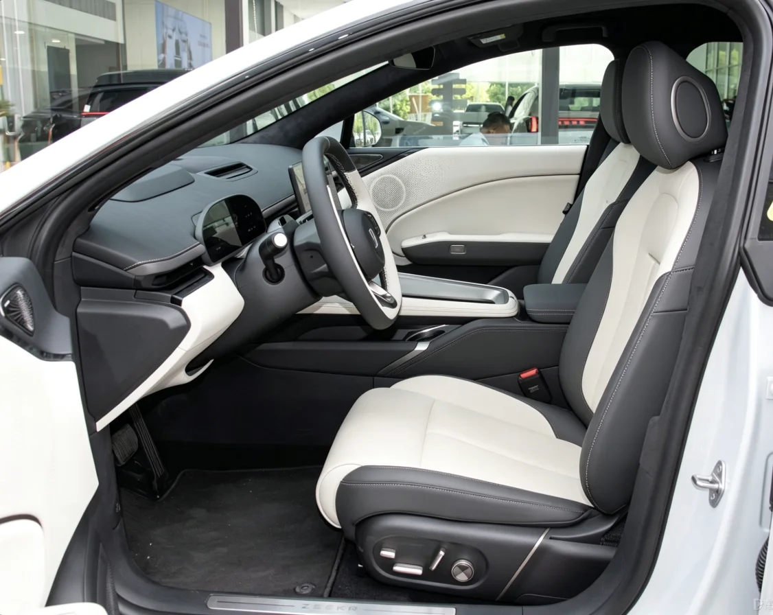 Für Zeekr 7gt 2025 Maßgefertigte Autositzbezüge Luxuriöses Nappaleder 100% Passgenau Innenraumzubehör 360 ° Vollständige Abdeckung – Detail 9