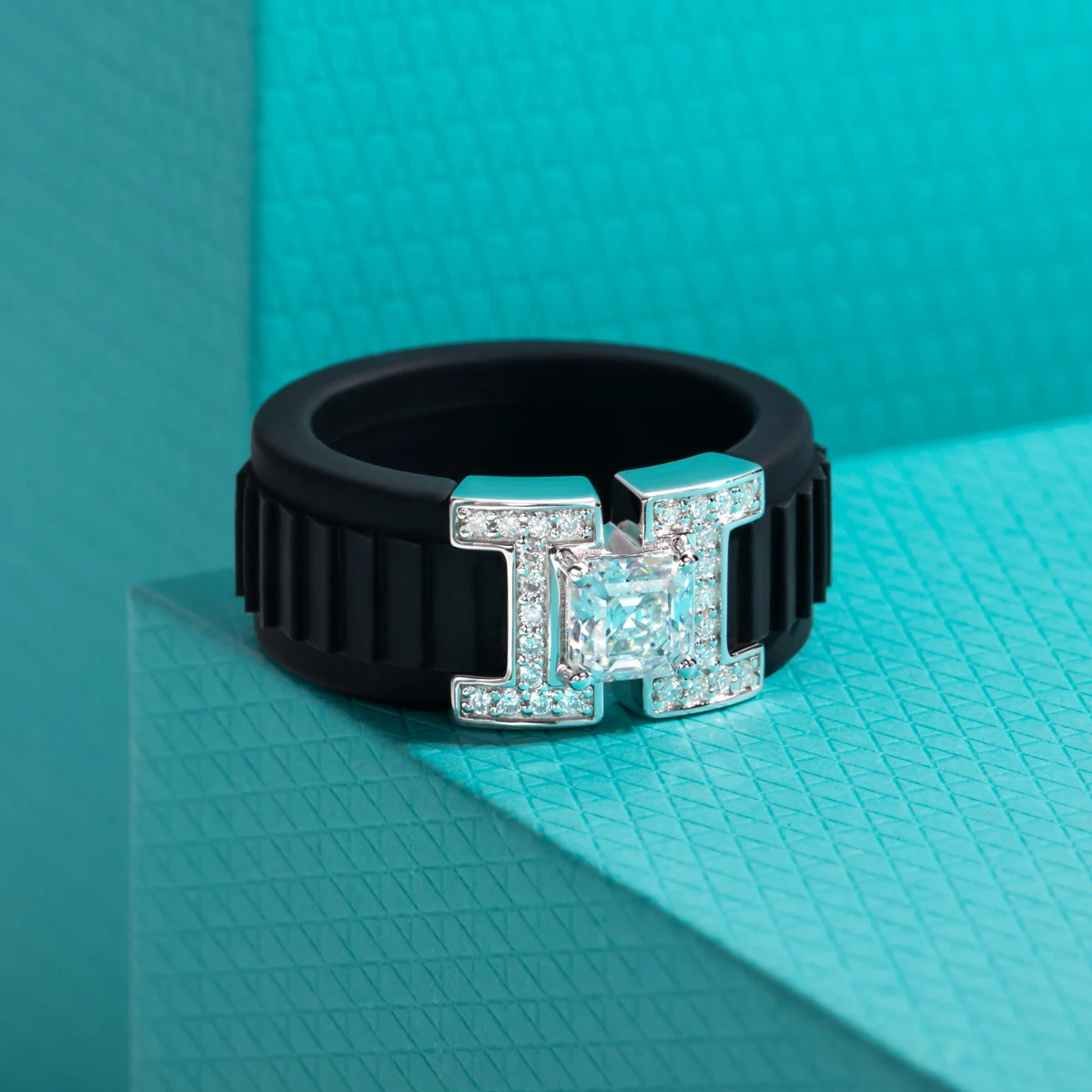 AnuJewel Großhandel 5,5mm Asscher Moissanit Silikonring 925 Sterling Silber Gummi Komfort-Passform Ehering für Damen und Herren – Detail 3