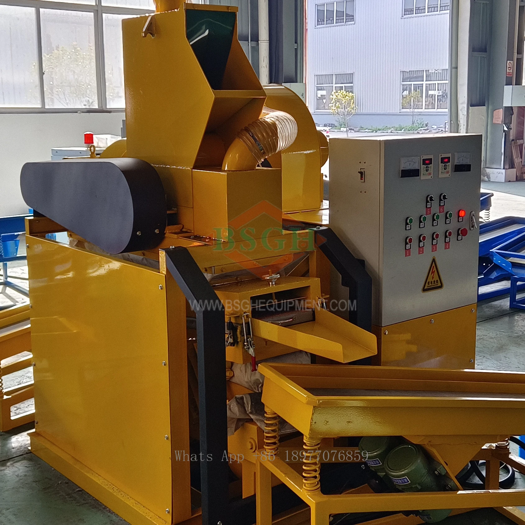 Best Pure Copper Scrap Cable Wire Granulator Automatic Copper Chopper Recycling Machine From China