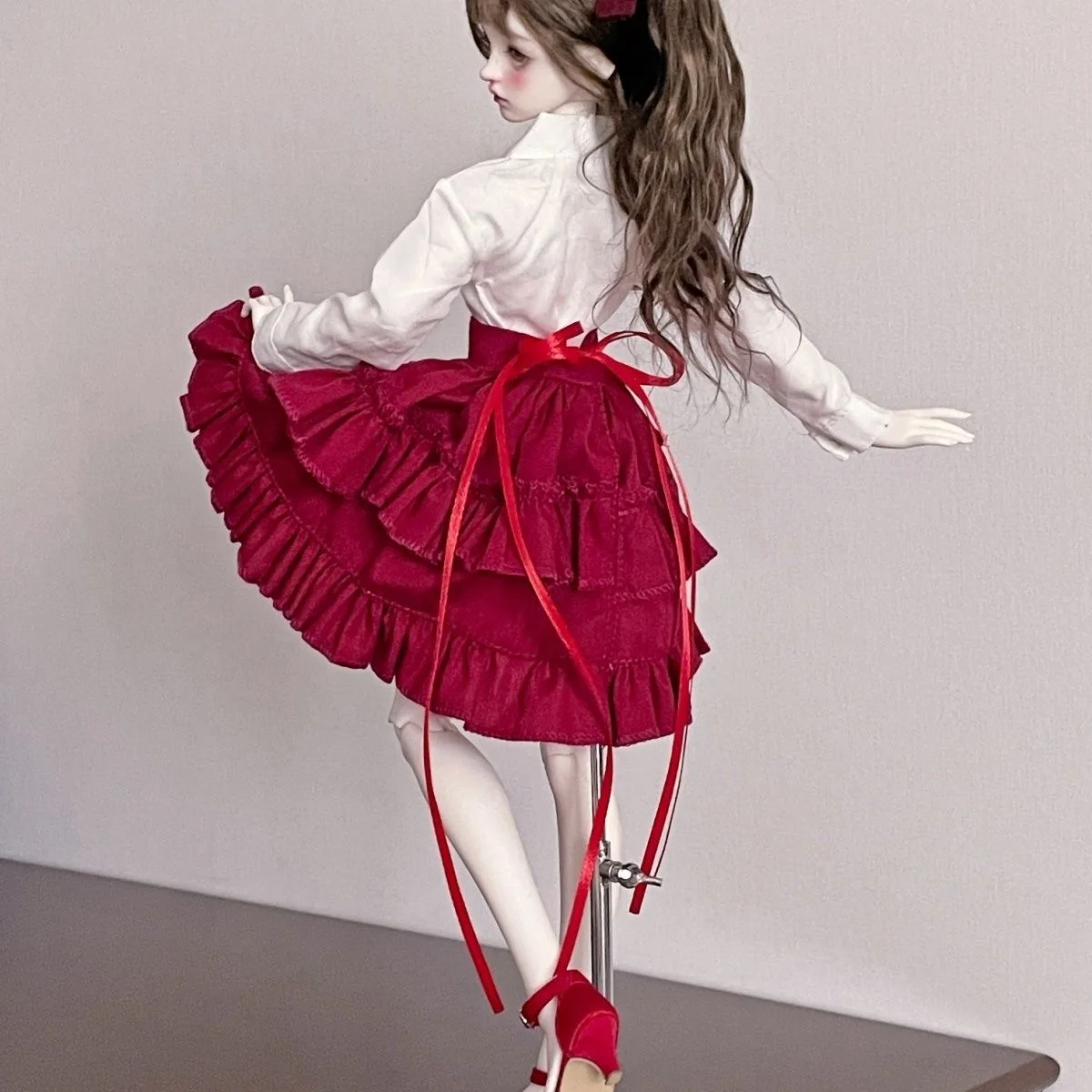 ملابس دمى BJD مناسبة لمقاس 1/4، تنورة قميص لطيفة، ملحقات الدمية (نقطتان)