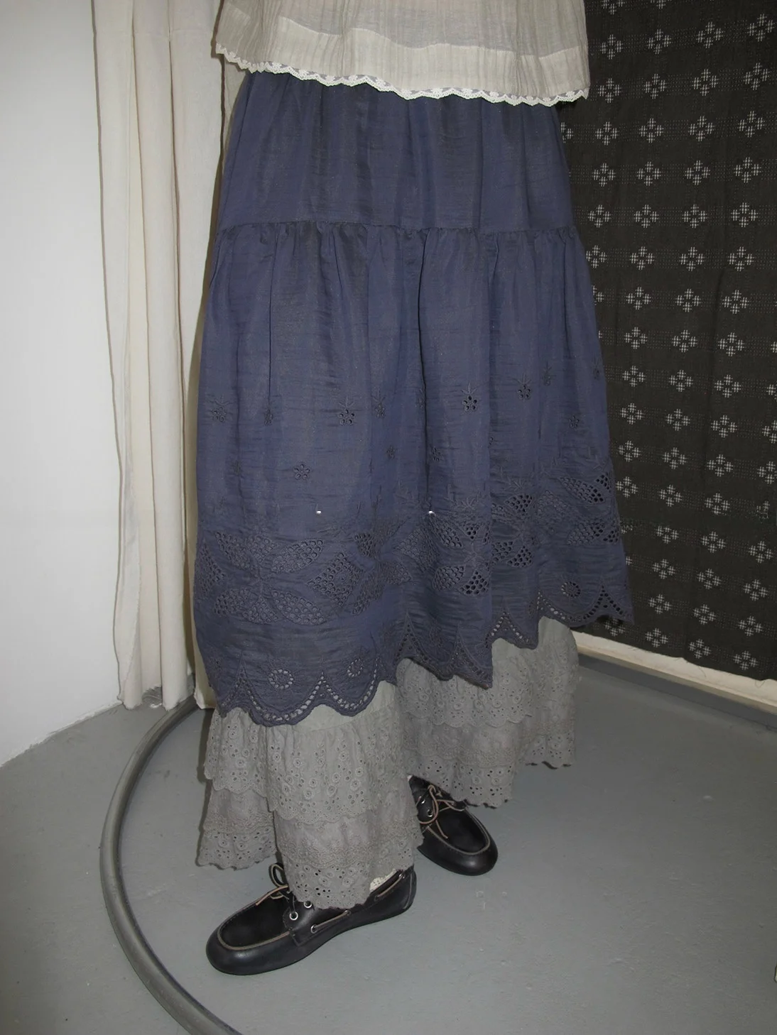 

Retro Korean Style A-Line Skirt Pure Color Half-length Bordered Versatile Layering Ladies Mid-Waist Frock Spring Season