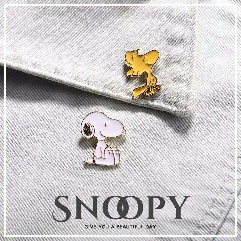 Snoopy Woodstock Creative Couple Pin Brooch Metal Pins Badge Denim Enamel Lapel Jewelry Gift Women Unsix Decoration Ornament