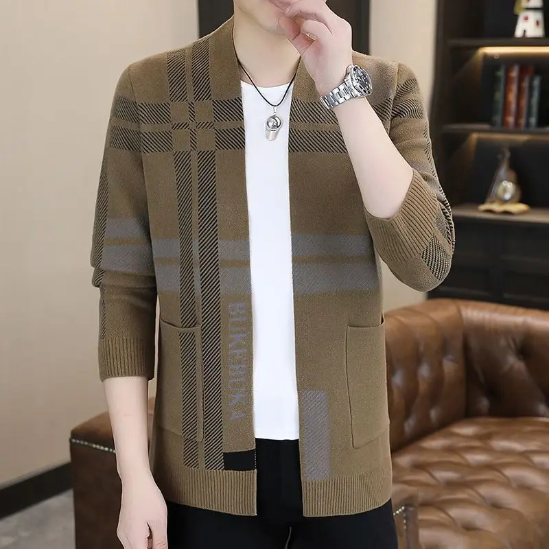 

Luxury Vintage Autumn Winter Jacket Men Knit Cardigan Stripe Sweater Long Sleeve Coat Warm Outerwear Business Casual Tops Trend