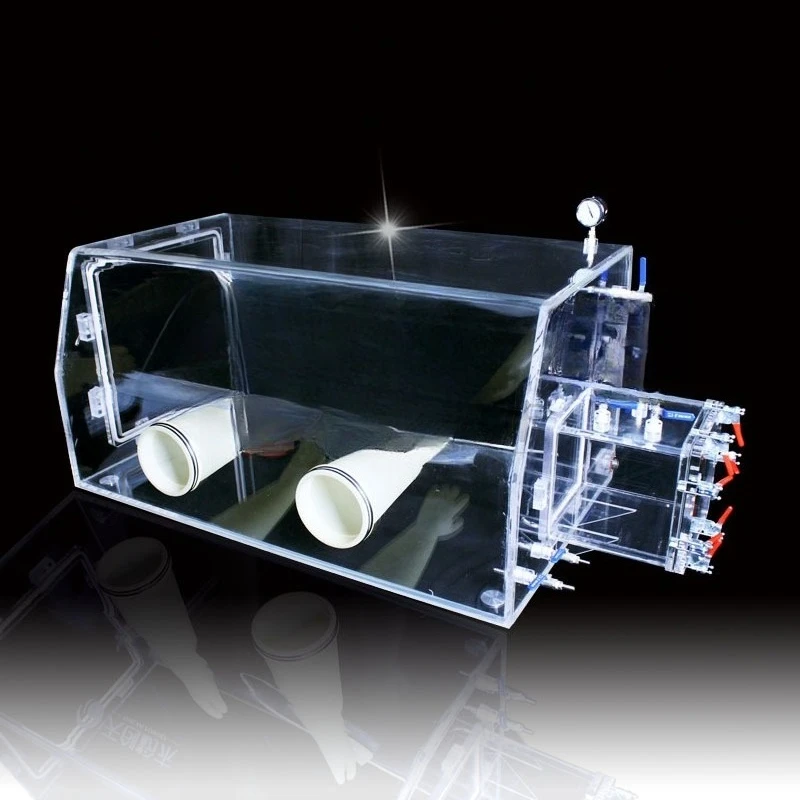 The plexiglass glove box GBT-10 is equipped with a porous electric socket, which is convenient for scientific experiments