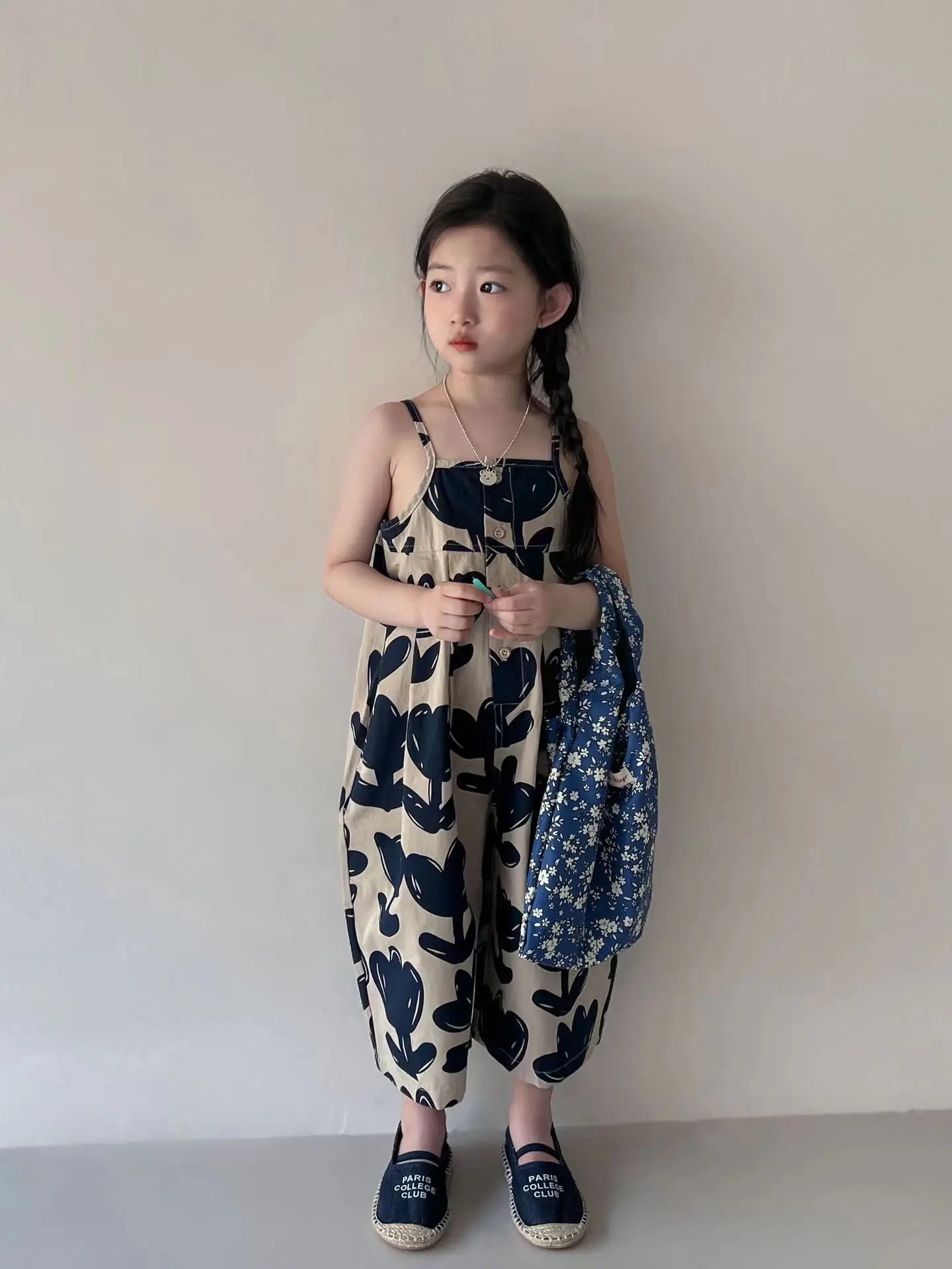 Children's pants 2024 summer girls Korean version camisole jumpsuit women's baby jumpsuit wide leg capris