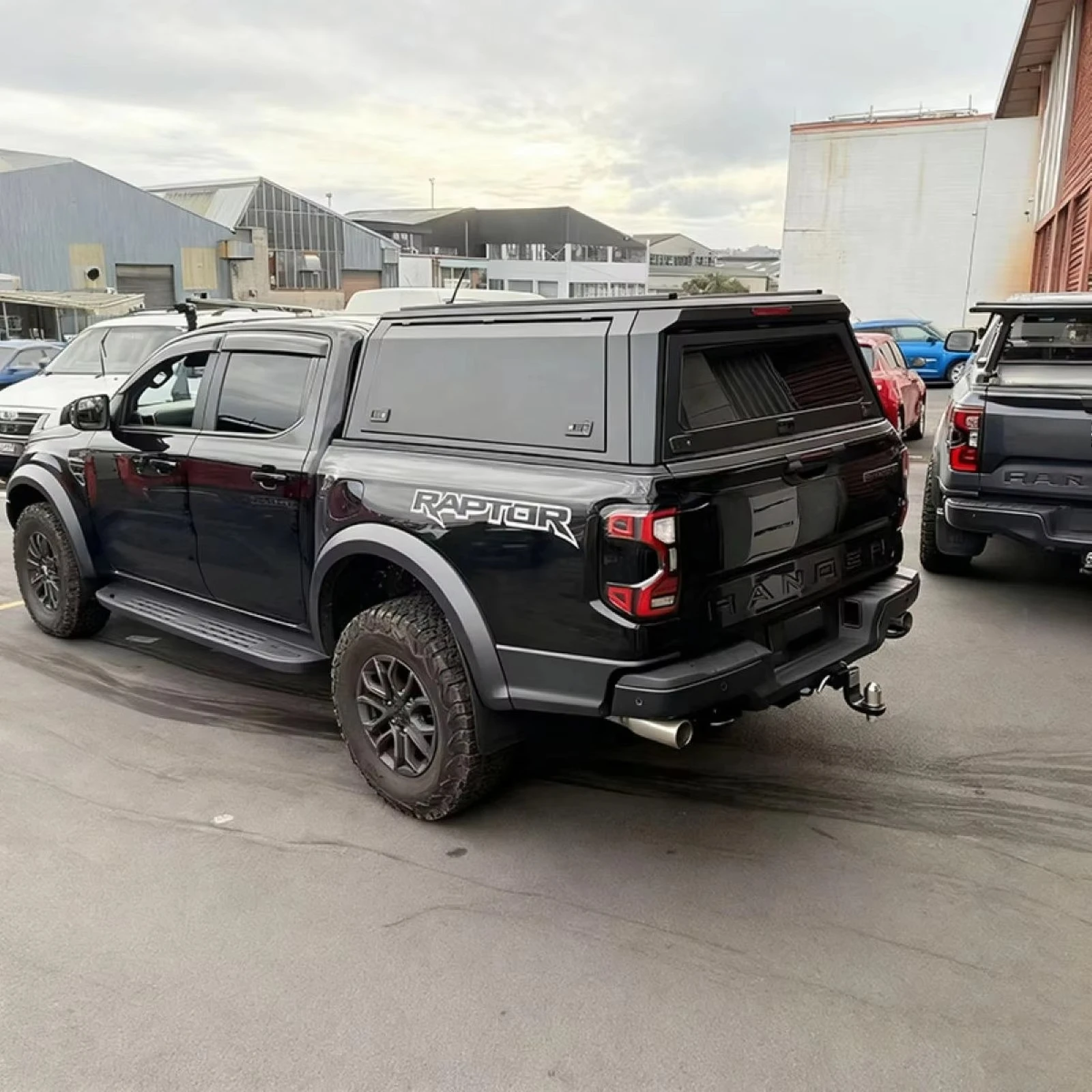 

In Stock 4x4 Offroad Hardtop Canopy Fast Shipping for TRITON F150 RAM ALUMINUM ALLOY LOCKING RANGER
