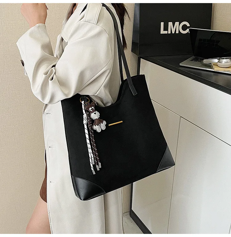 

Сумка-тоут в стиле ретро с цветными блоками, 2025 А/Вт — женская сумка большой вместимости, плечо/ручная, универсальная для повседневной одежды