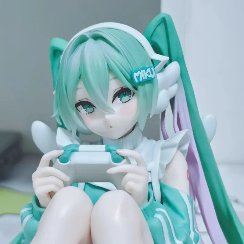 banpresto-hatsune-miku-holiday-memories-statuetta-da-collezione-del-personaggio-anime-premio-di-gioco-ornamento-da-scrivania-disponibile-in-magazzino