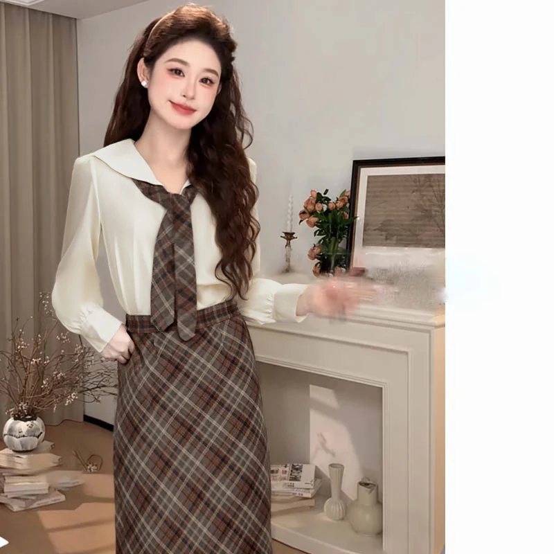 

Slimming Effect Navy Collar Two-Piece Set Autumn New Arrival Elegant Color Block Fashion Women's Business Style Polyester Lon...
