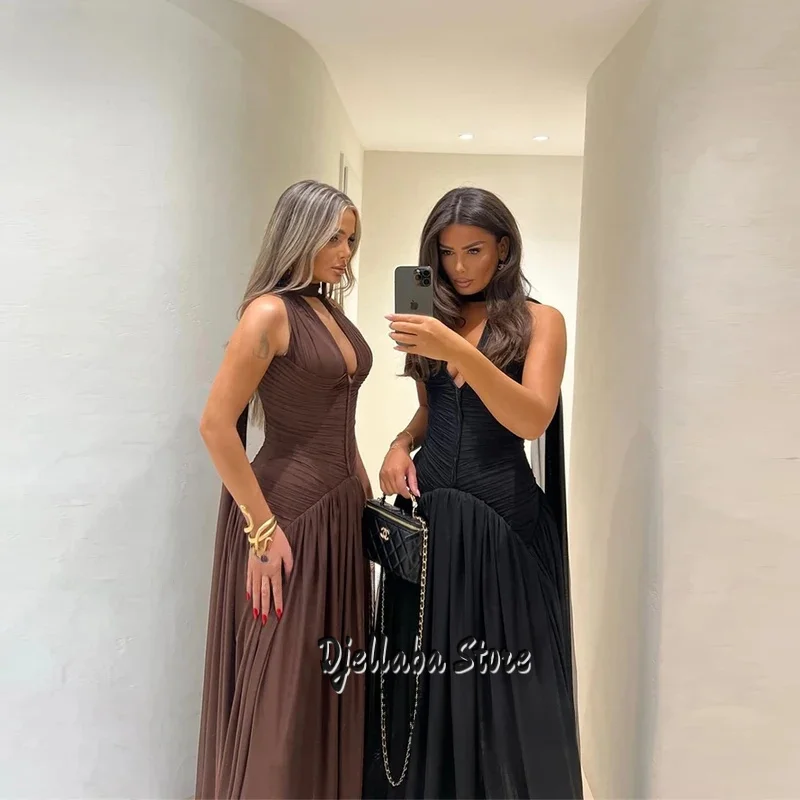 

Modern Chiffon Long Evening Dresses Halter Sleeveless A-Line Prom Dresses V-Neck Formal Occasion Prom Gowns Customized
