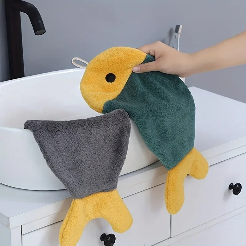 1pcs Cute Fish-Shaped Hand Towels - Soft & Absorbent Coral Fleece Hanging Design with Striped Patterns Perfect for Bathroom