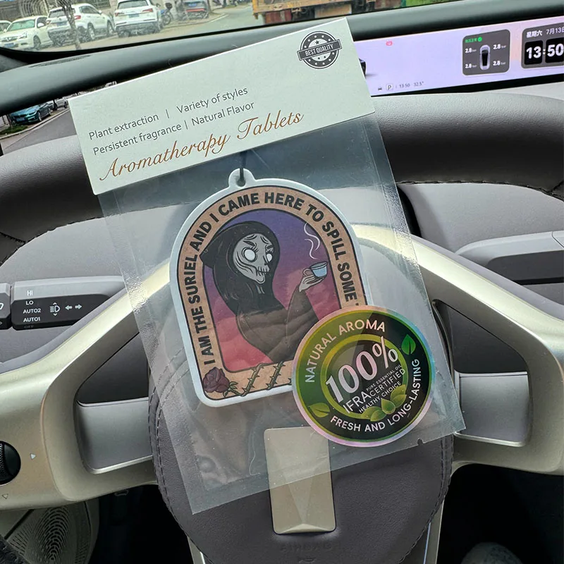 أنا سورييل وأجرت هنا لانسكاب بعض الشاي برائحة نسيم البحر البهامي (نكهة رومانسية) عطر سيارة محايد ومعطر هواء غير سام |     الزيوت العطرية الطبيعية وأقراص العطرية العطرية (نورولي/الجريب فروت/الأرز) |     نوع التعليق ويمكن استخدامه كمشبك تنفيس |     عطر يدوم طويلاً لمدة 60-90 يومًا