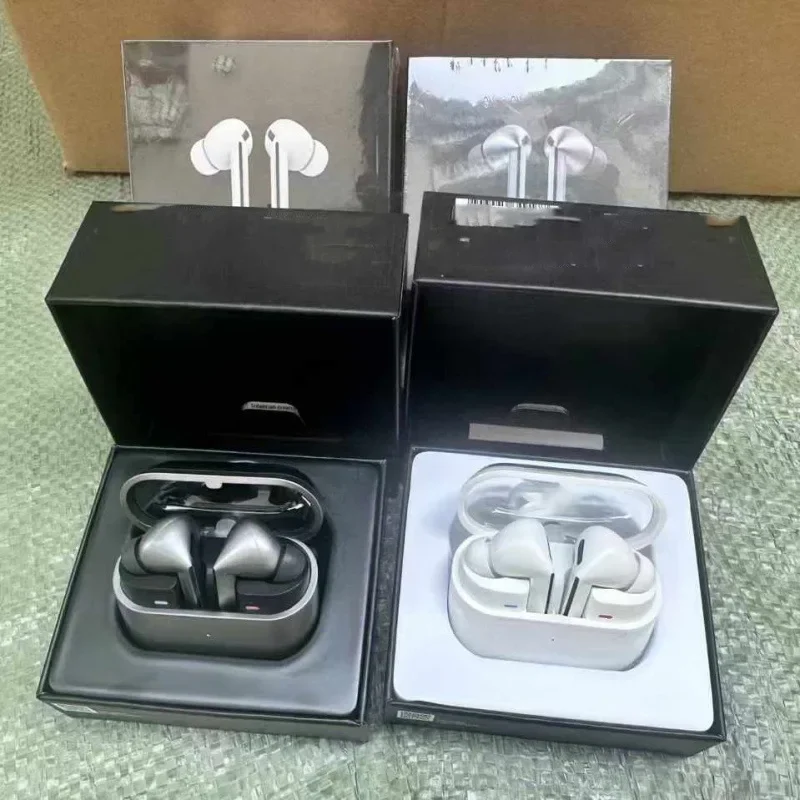

New model of intelligent anti-interference in ear Bluetooth earphones