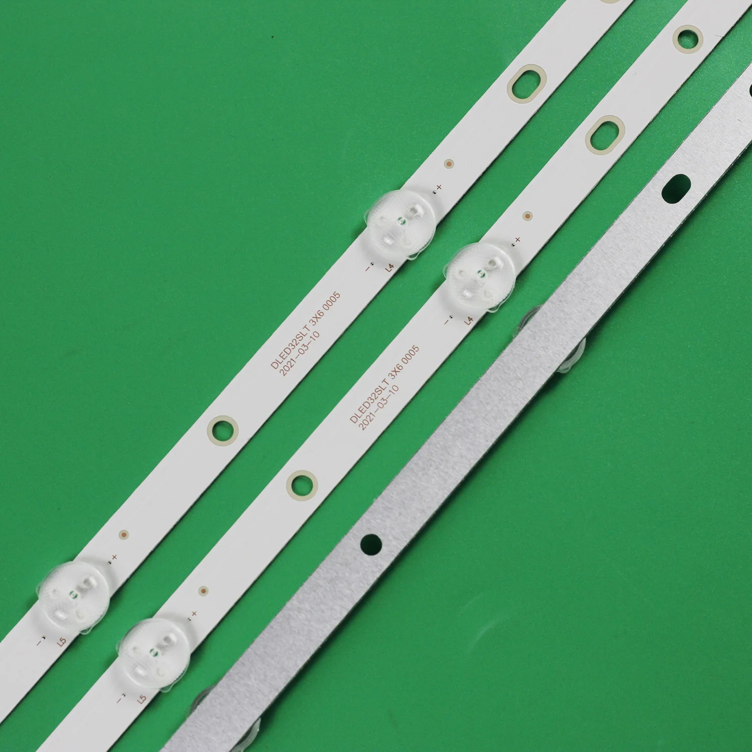3 teil/satz LED-Hintergrund beleuchtung Streifen s412l32h 32l 301 c18 HV320WHB-N80 JL.D321225006-T JL.D320427005-T dled32slt 3x6 0005