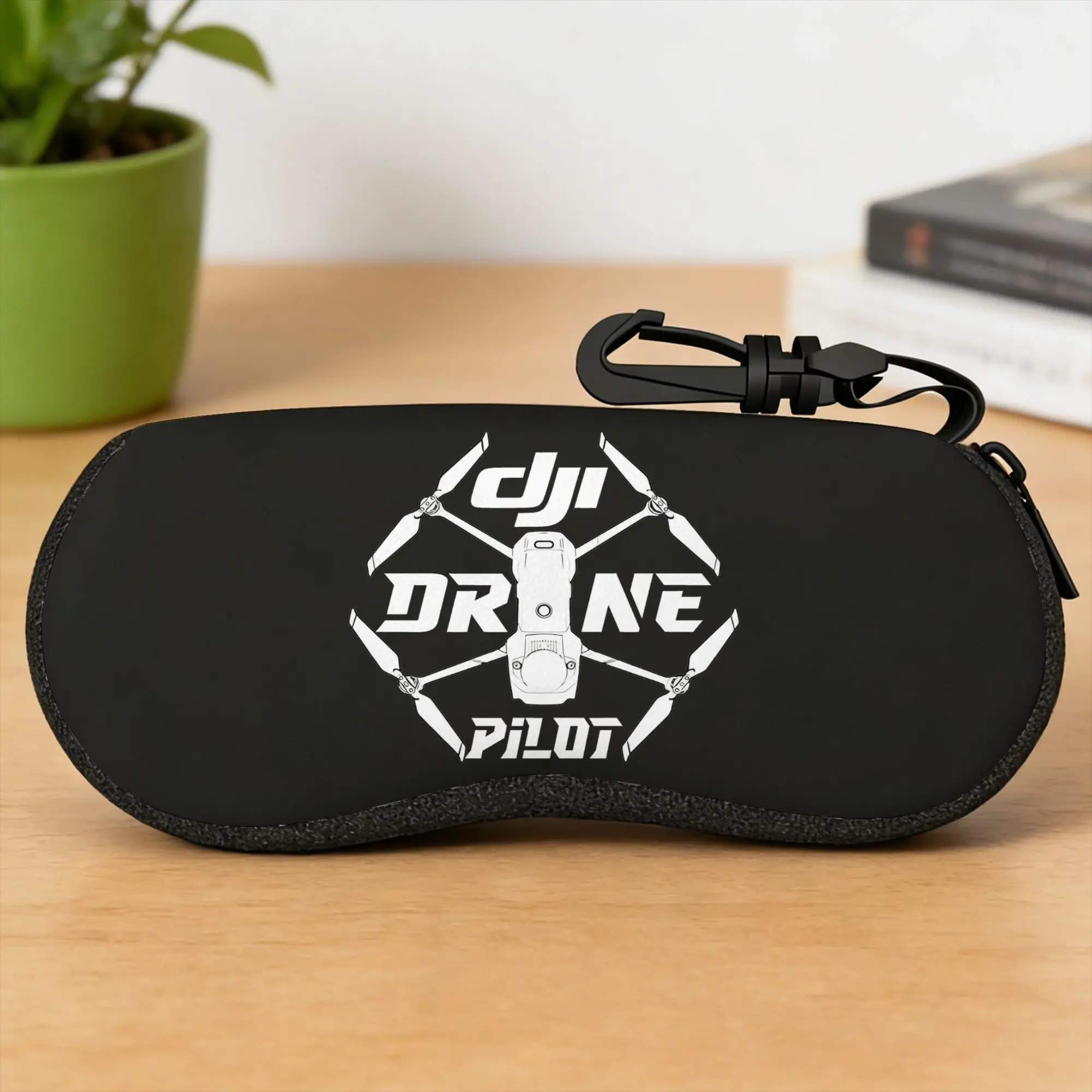 D-djis Drone Pilot Logo Glasses Case Cover  Portable Sunglasses Pouch Men Women Outdoor Eyeglass Cases Cover Fashion Eyewear Box