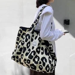 Leopard Pattern Large Capacity Tote Bag Women Summer Fashion Deformable Canvas Shoulder Bag Unique Design Vintage Trend Handbag