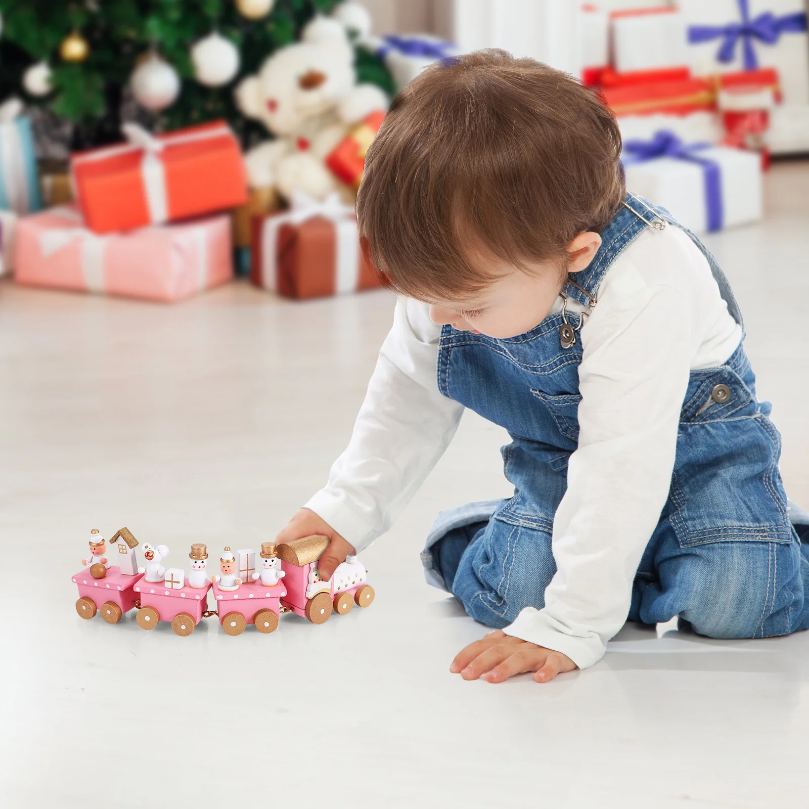 子供のための小さな木製の電車、ピンクのおもちゃ、クリスマスの装飾、安全な遊び、4つのセクション