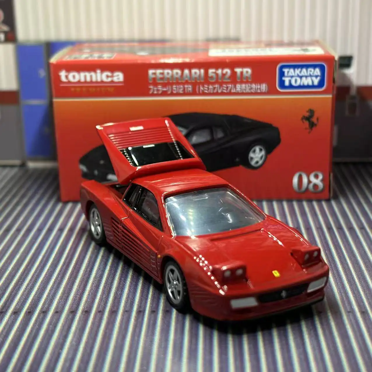 Takara Tomica Premium 08 Ferrari 512 TR Authentic Replica Diecast Car Vintage Supercar Alloy Vehicle Hobby Collectible Ornament view 5