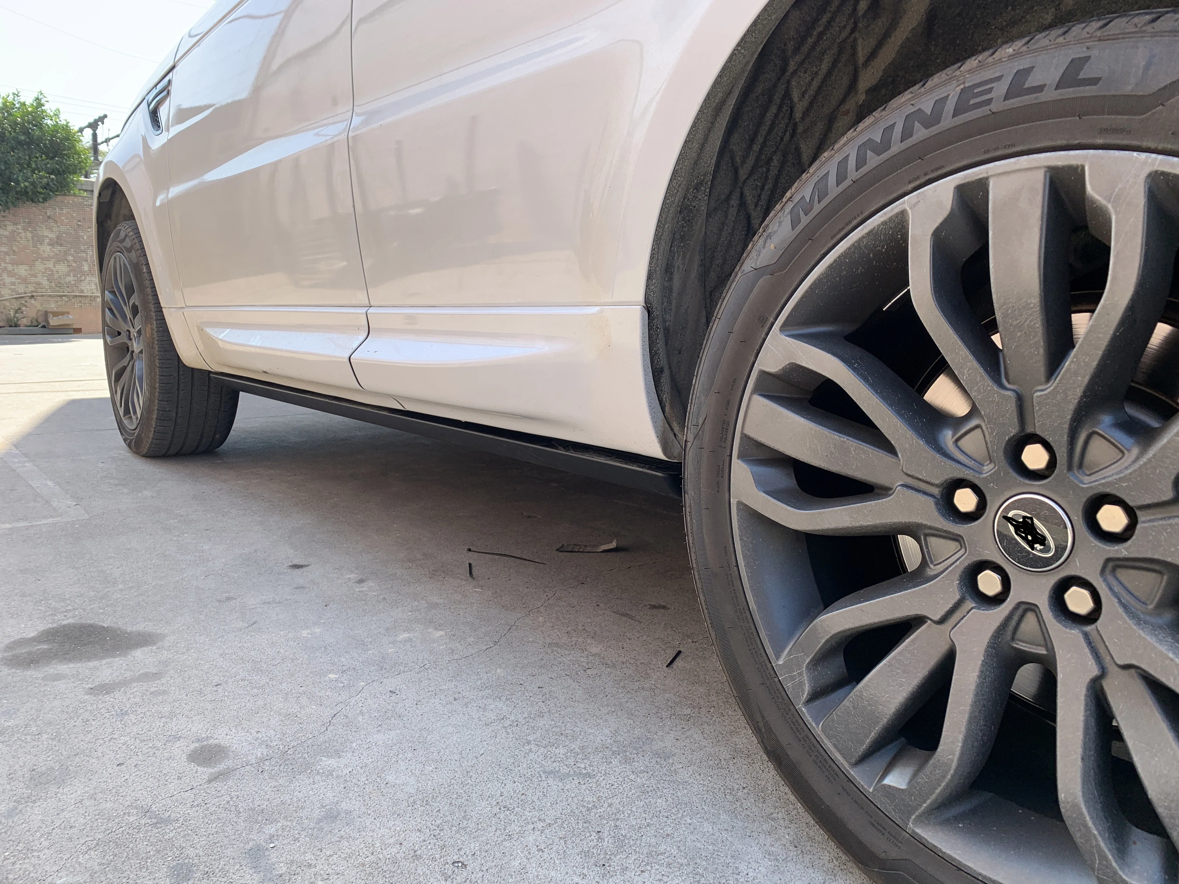 مناسبة للرياضة L494 ملحق لوحة الجري الكهربائية مقاوم للماء طقم الجسم الجانب خطوة الطاقة دواسة القدم ترقية جزء