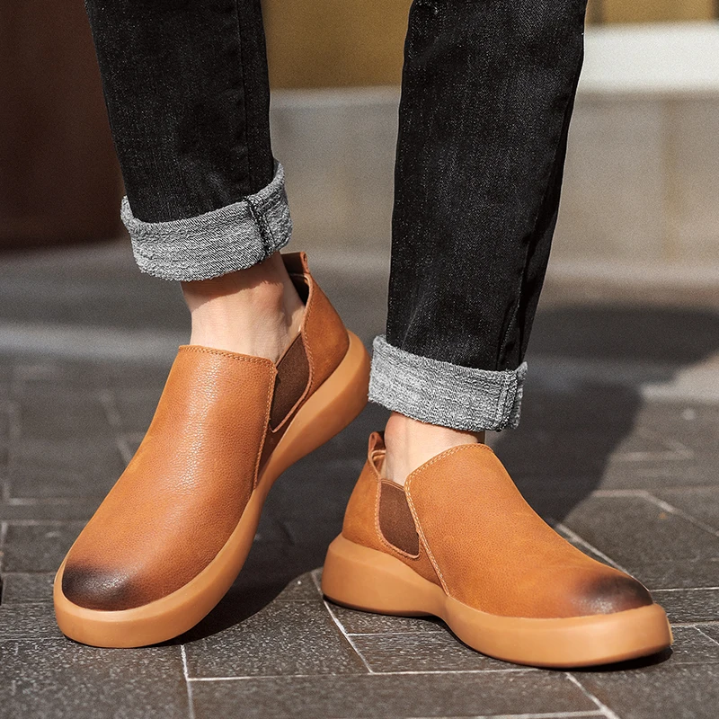 Hot sales Men Loafers Leather Business Casual Shoes Comfortable and Outdoor travel party casual stroll men's oversized shoes