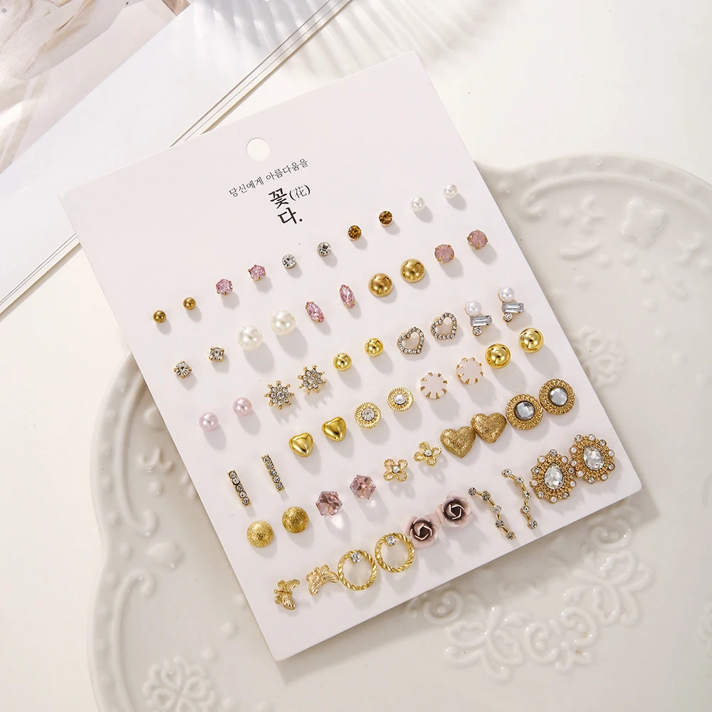 30 Pairs Set Mixed Stud Earrings Sets Small Cute Korean Style Student Temperament Earrings For Women Girly Ear Accessories