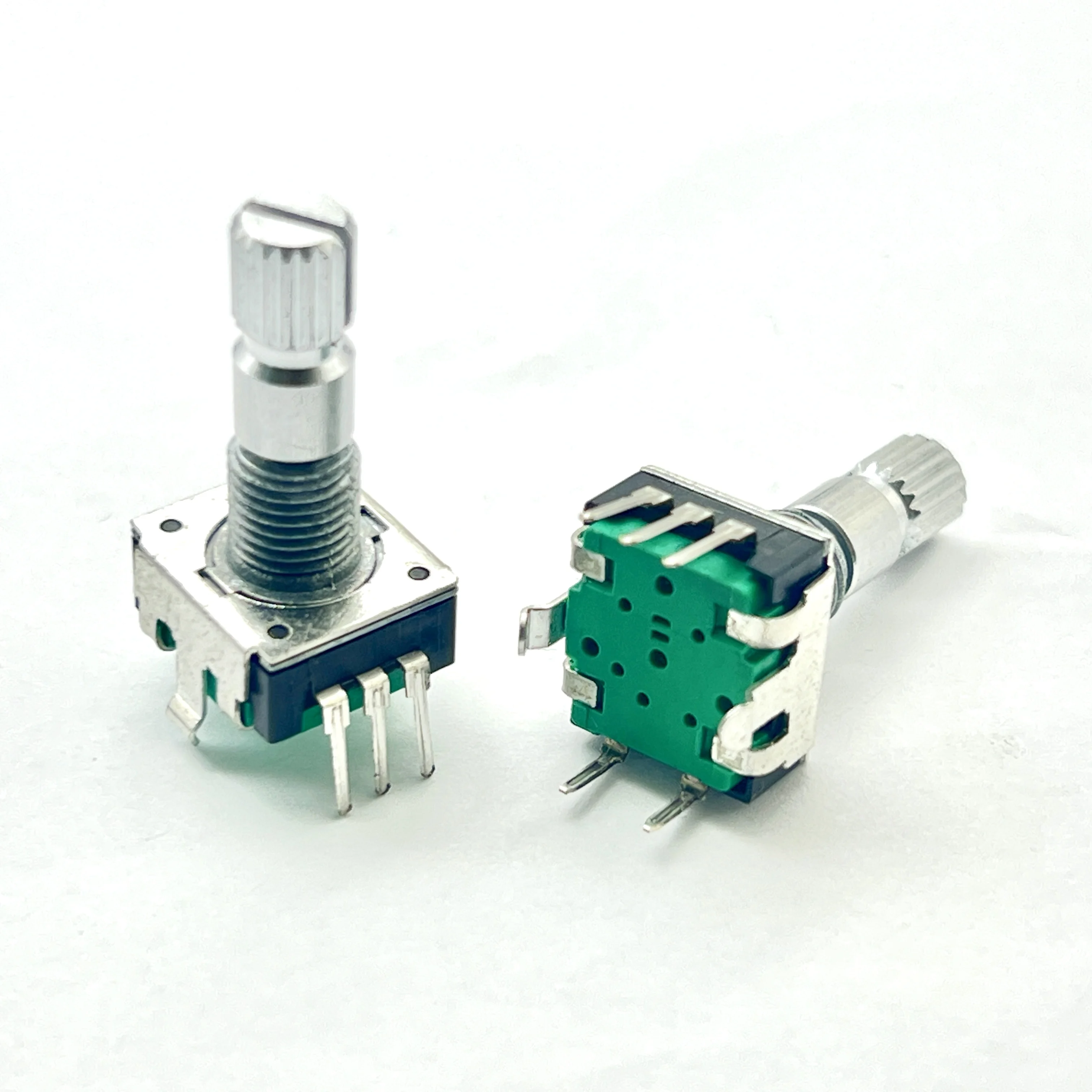 1pcs BOURNS EC11 encoder PEC11R-4220K-S0024 with push switch 24 positioning handle length 20mm