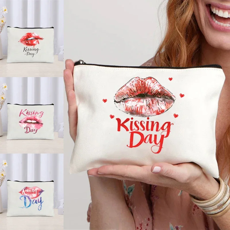 Kissing Day Printed Canvas Bag Skin Care Products Cosmetic Organizer New Simple Travel Zipper Storage Make Up Bag Gift for Lover