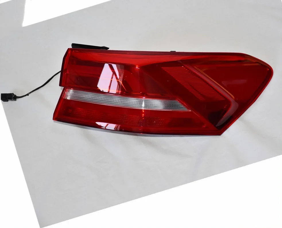 Osmrk Car styling for Volkswagen LAVIDA 18-19 tail light rear lamp, brake light, daytime running light,reversing signal fog lamp