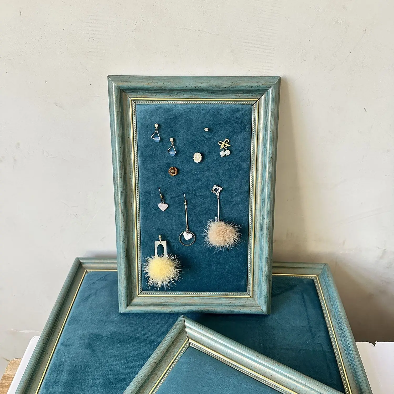 Wall Mounted Jewelry Organizer with Photo Frame - Multifunctional Earrings Necklace Studs Storage Rack, Adhesive Space-Saving De