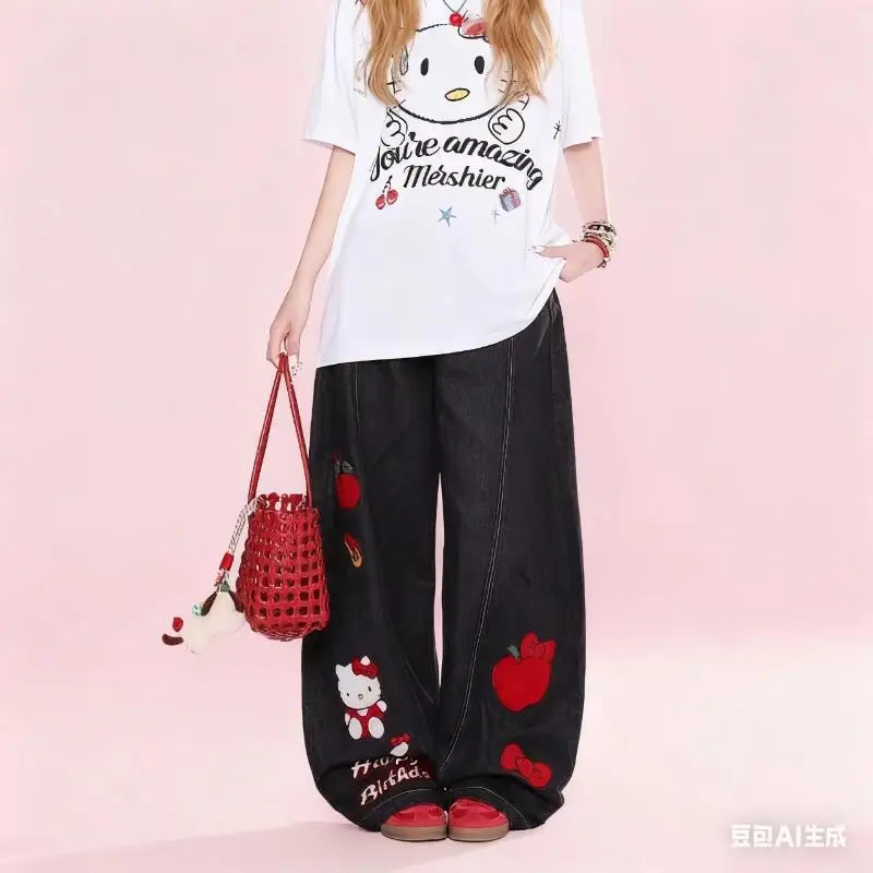 กางเกงยีนส์ทรงคาวบอยปักลายเฮลโลคิตตี้สไตล์เรโทรสุดฮิตประจำปี 2025 ดีไซน์ซานริโอสำหรับผู้หญิง ใส่ได้ทุกฤดู ทรงหลวมขากว้าง