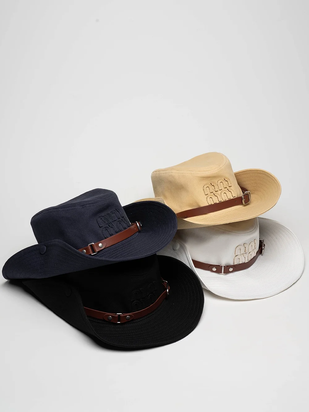 Double Layer Letter Logo Belted Western Cowboy Fisherman Hat Casual Style Embroidered Cotton Sunshade Hat for Men And Women