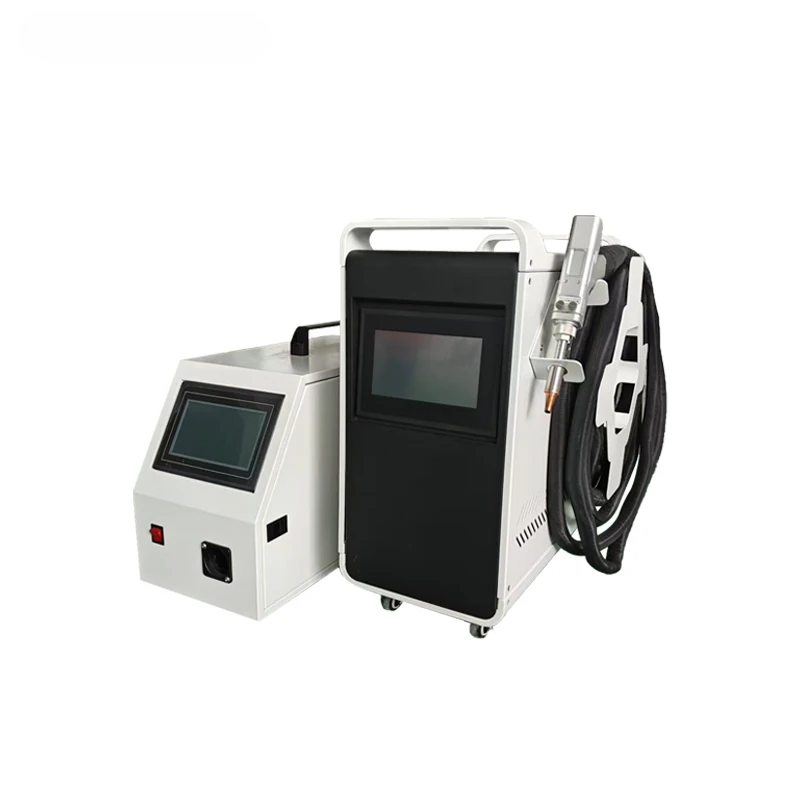 The strongest  small  welding machine Price efficient 1.2Kw 1.5KW handheld fiber  welding machine Best quality