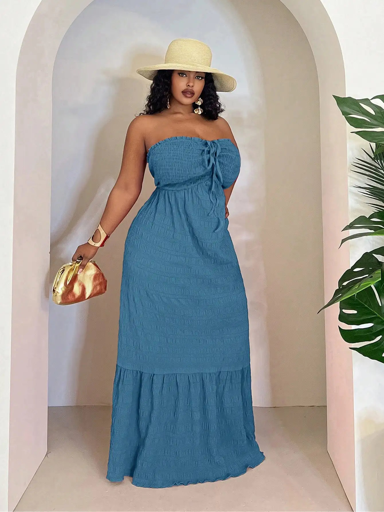 

Plus Size Strapless Smocked Blue Maxi Dress For Vacation Beach