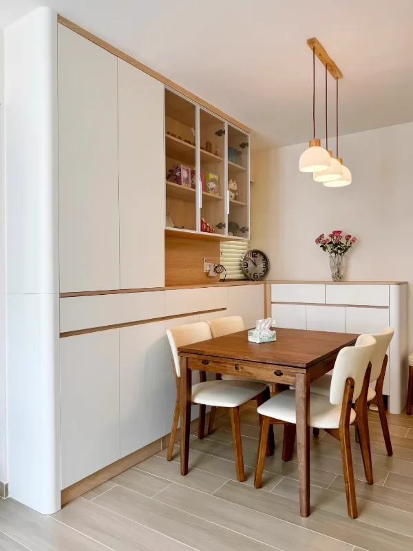 Gabinetes de buffet de despensa de madera para el hogar Gabinetes de cocina altos independientes con almacenamiento