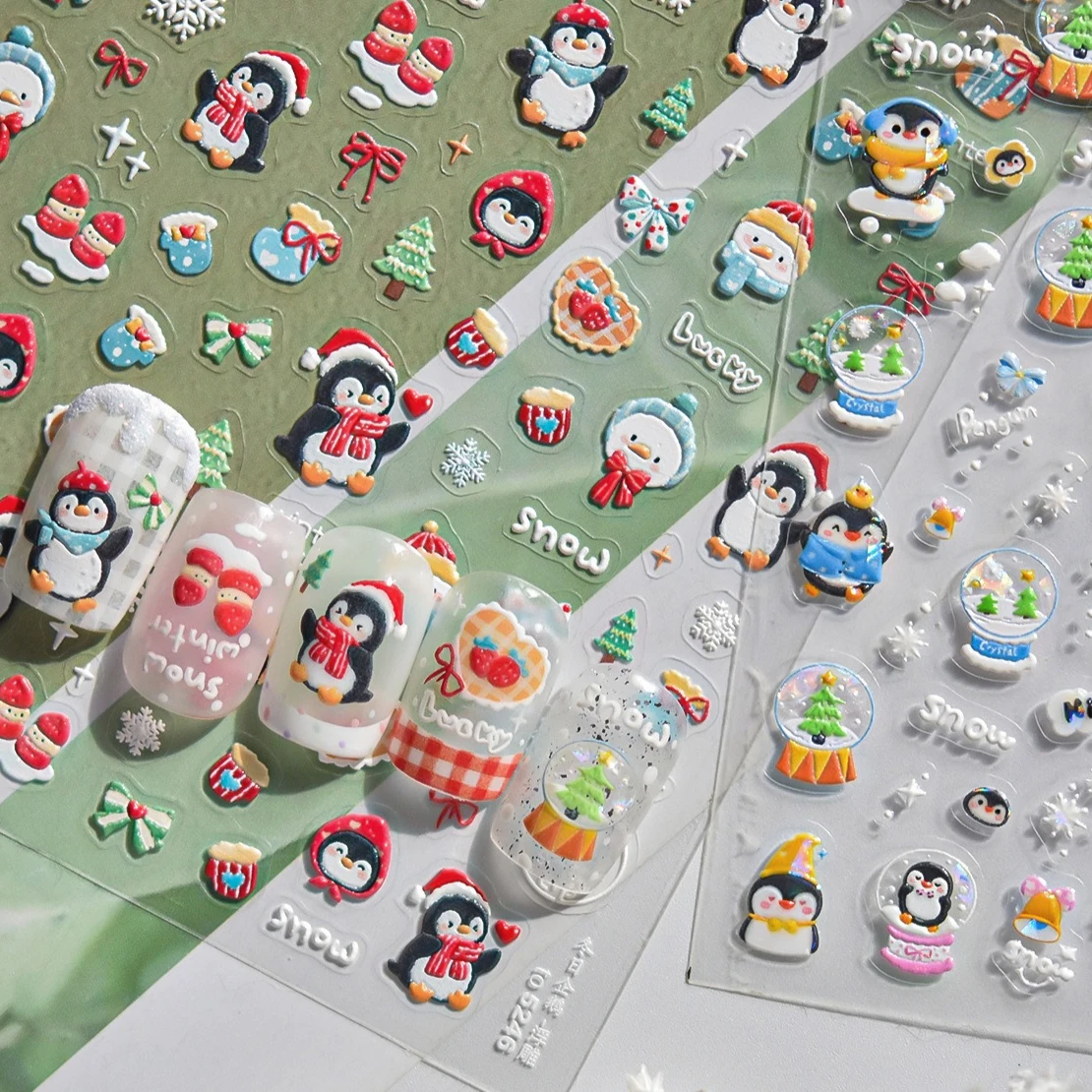 Lindo pingüino copo de nieve Bowknot bola de cristal sombrero rojo estrella pino calcetines fresa invierno nieve corazón Nail Art pegatina manicura calcomanía