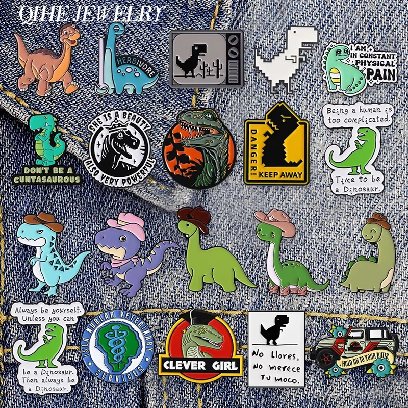 Cartoon Dinosaurier Animierte Film Emaille Pins Lustige Nette Cowboy Hut Dinosaurier Broschen Rucksack Revers Abzeichen Schmuck Geschenk Freunde