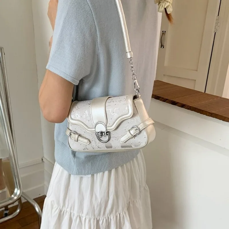 

Элегантная сумка подмышки в стиле ретро, стеганая текстура, цвет Майяра, микросумка на одно плечо, женская сумка для поездок на работу