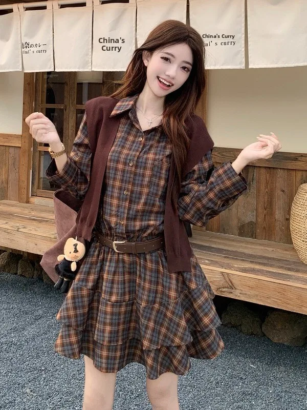 

Женское винтажное платье больших размеров в клетку с воротником и короткой юбкой А-силуэта, с завышенной талией, длинными рукавами, осенне-зимняя мода