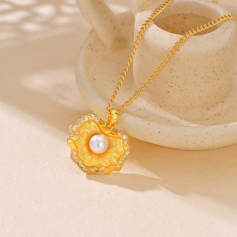 قلادة نسائية على شكل صدفة من اللؤلؤ مرصعة بالألماس وسلسلة الترقوة #2