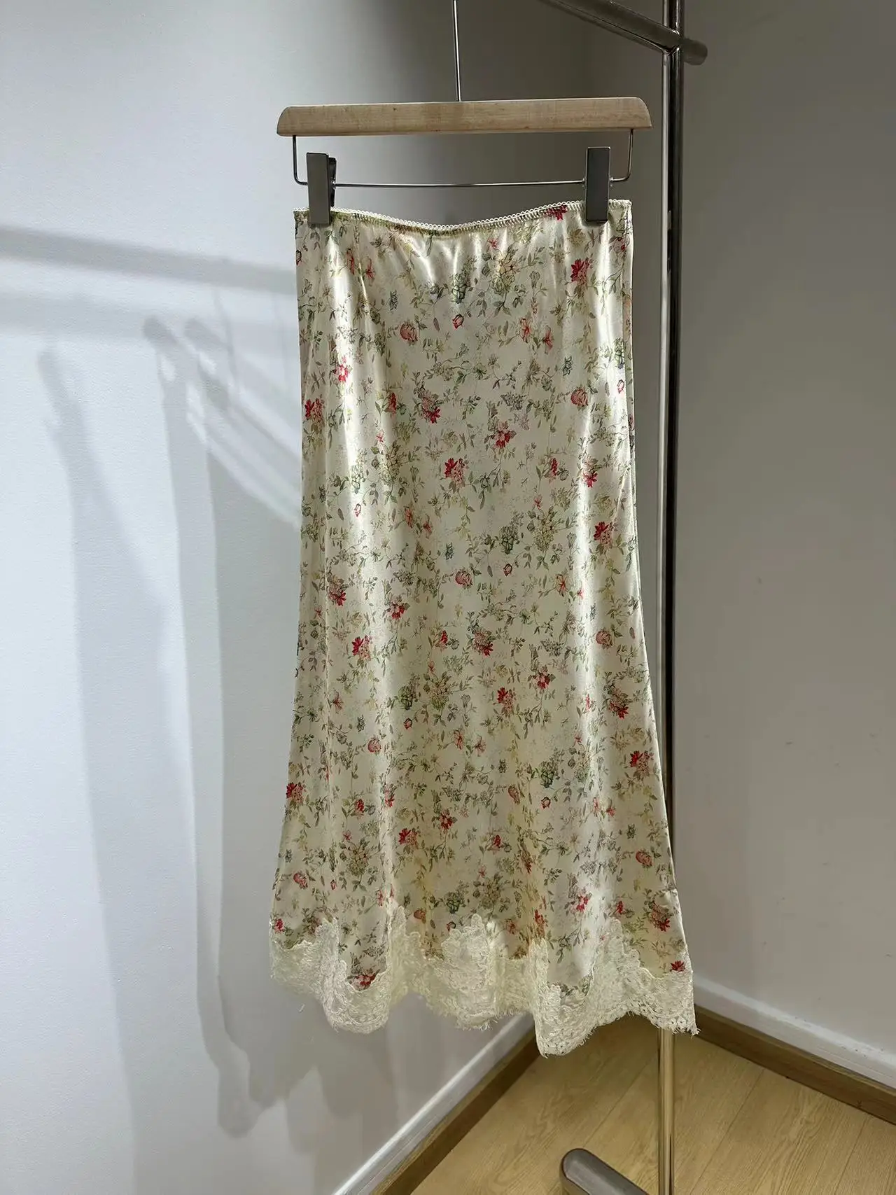 

Flower Print Women Midi Skirt Lace Embroidery Patchwork Elastic Waist A-Line Elegant Ladies 100% Silk Jupe