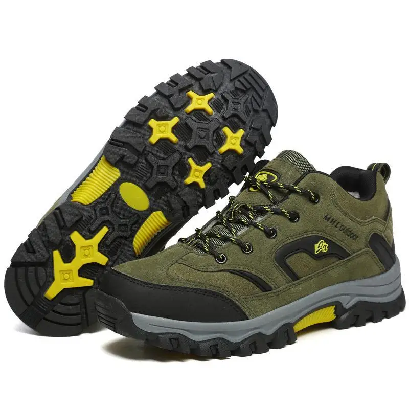 Women's Large Size Fleece Lined Hiking Boots Outdoor Winter Sports Shoes Warm Cotton Waterproof Walking Shoes Mountain Climbing