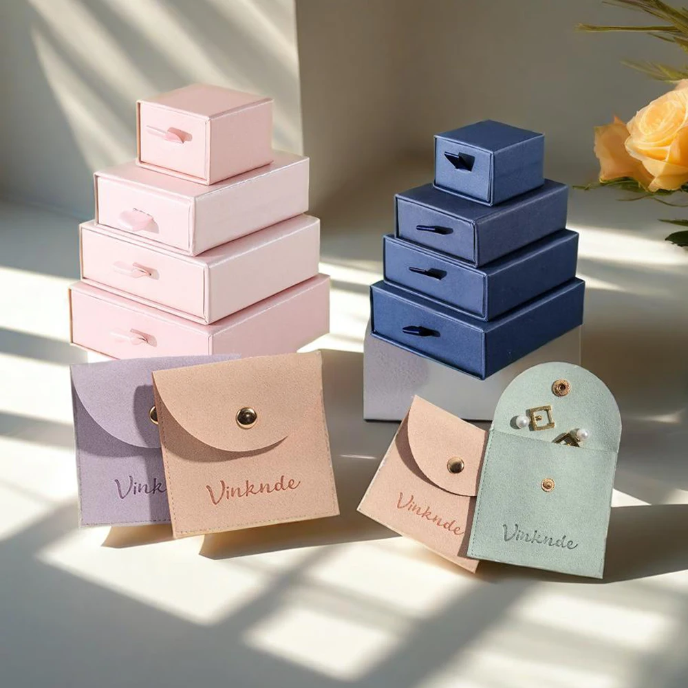 

50set Kraft Paper Gift Drawer Box Microfiber Snap Bags Custom Logo Jewelry Packaging Boxes Necklace Earrings Rings Sliding Case
