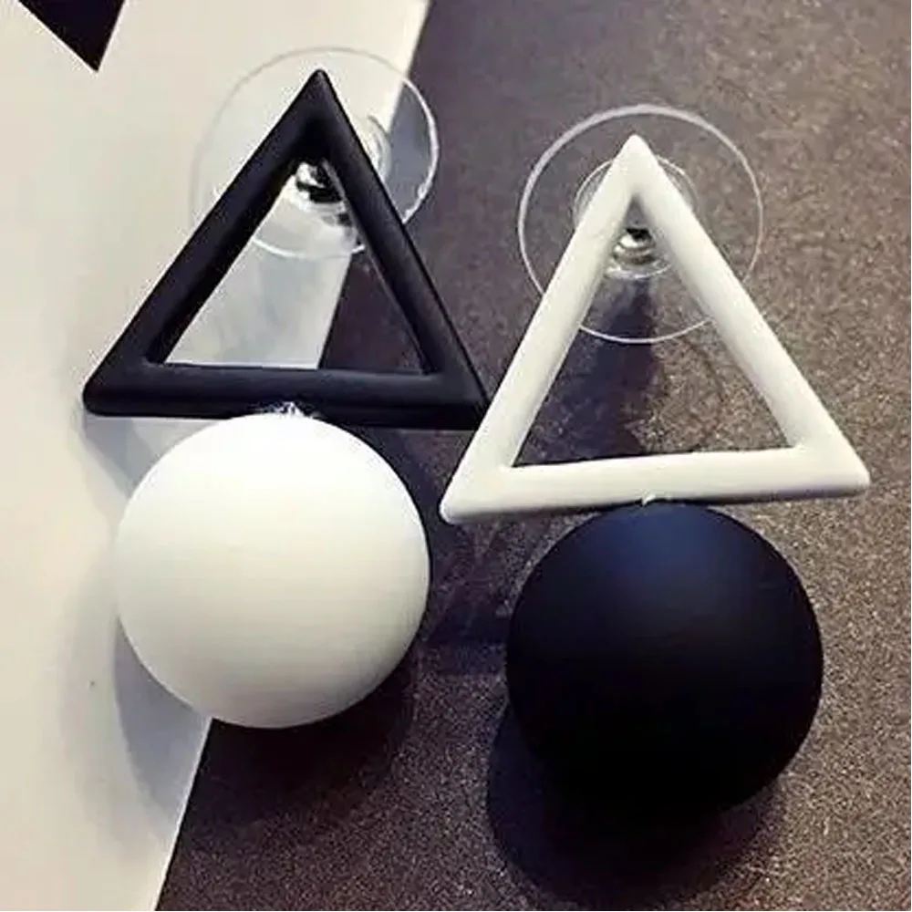 Korean Black White Triangle Square Pentagram Earrings Simple Ball Drop Earrings For Women Fashion Jewelry 2019 Oorbellen Brincos