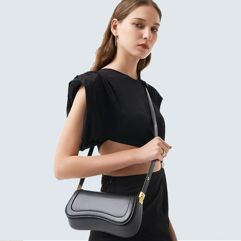 

JW PEI Pudding Bag Niche Shoulder Bag Underarm Baguette Adjustment One Shoulder Crossbody Fashion Retro