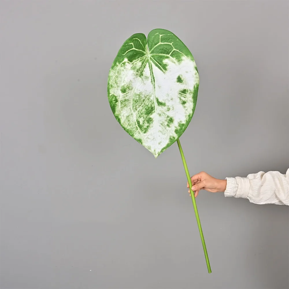 

Plastic Artificial Calla Leaves Green Plants UV Resistant Crane King Fern Leaf Realistic Handmade Banana Leaf Floral Arrangement