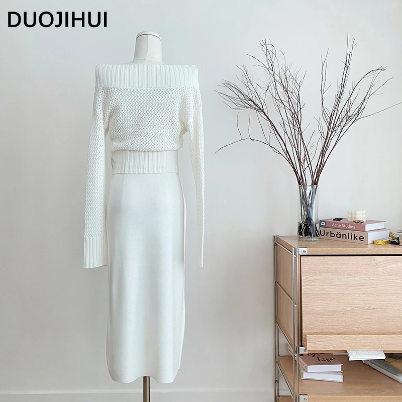 DUOJIHUI-cárdigan clásico con hombros descubiertos para mujer, cárdigan de un solo pecho, Color liso, blanco, Sexy, Simple, a la moda, novedad de otoño